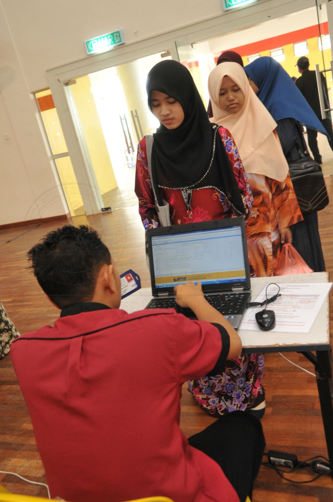 PRO15 143 PILIHANRAYA HAS 5725